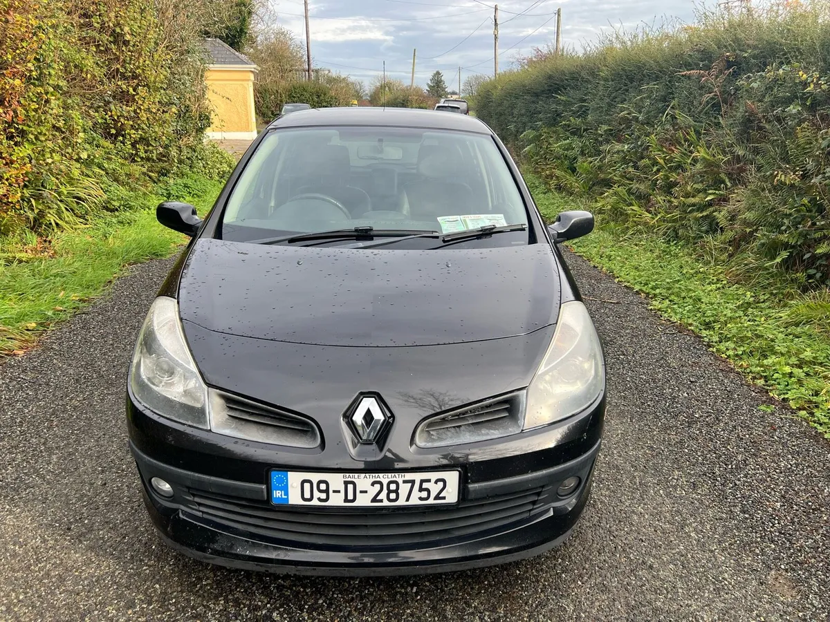 Renault Clio - Image 4