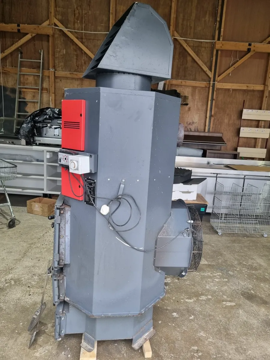 solid fuel heater - Image 3