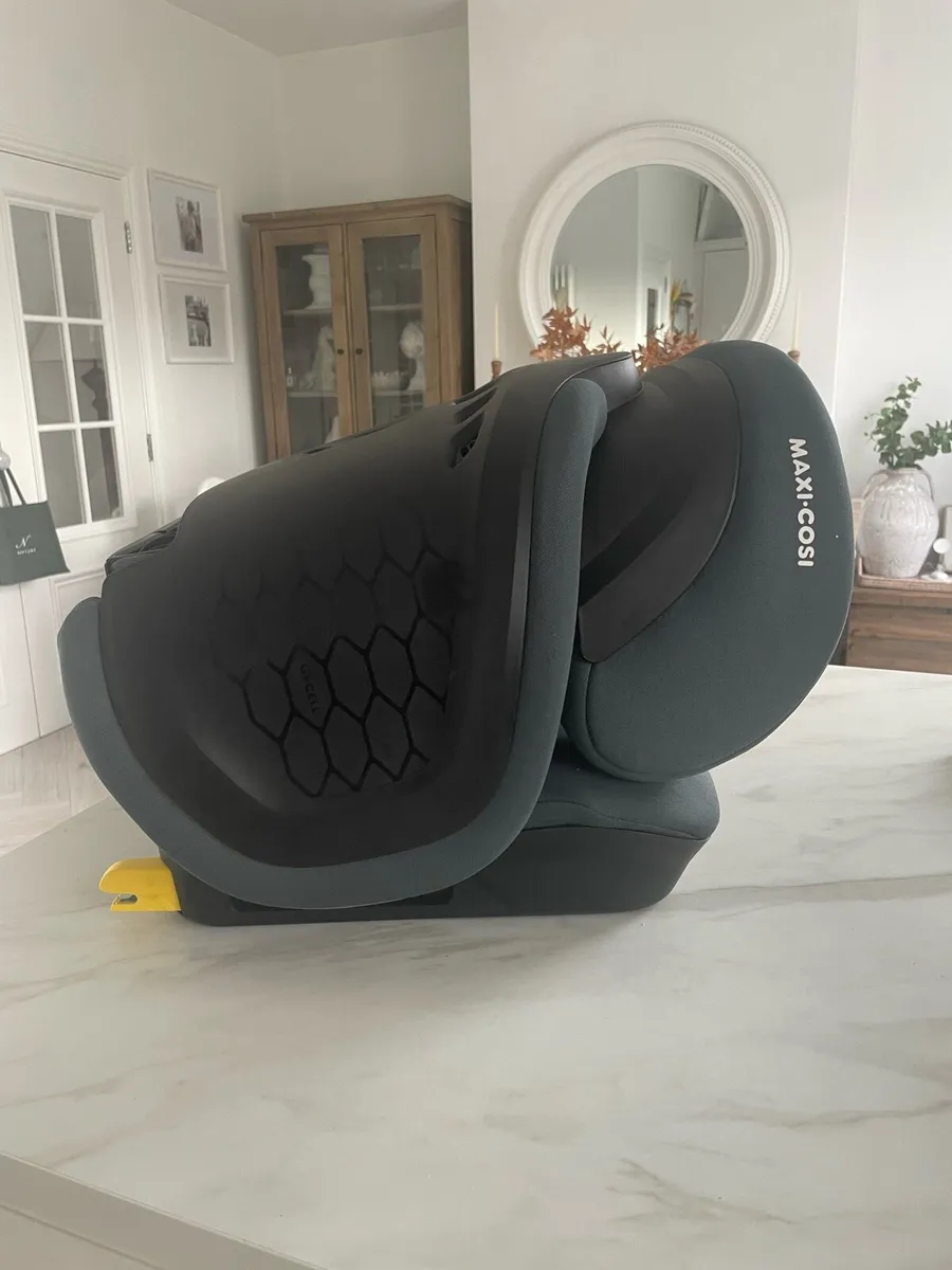 Car seat - Image 4