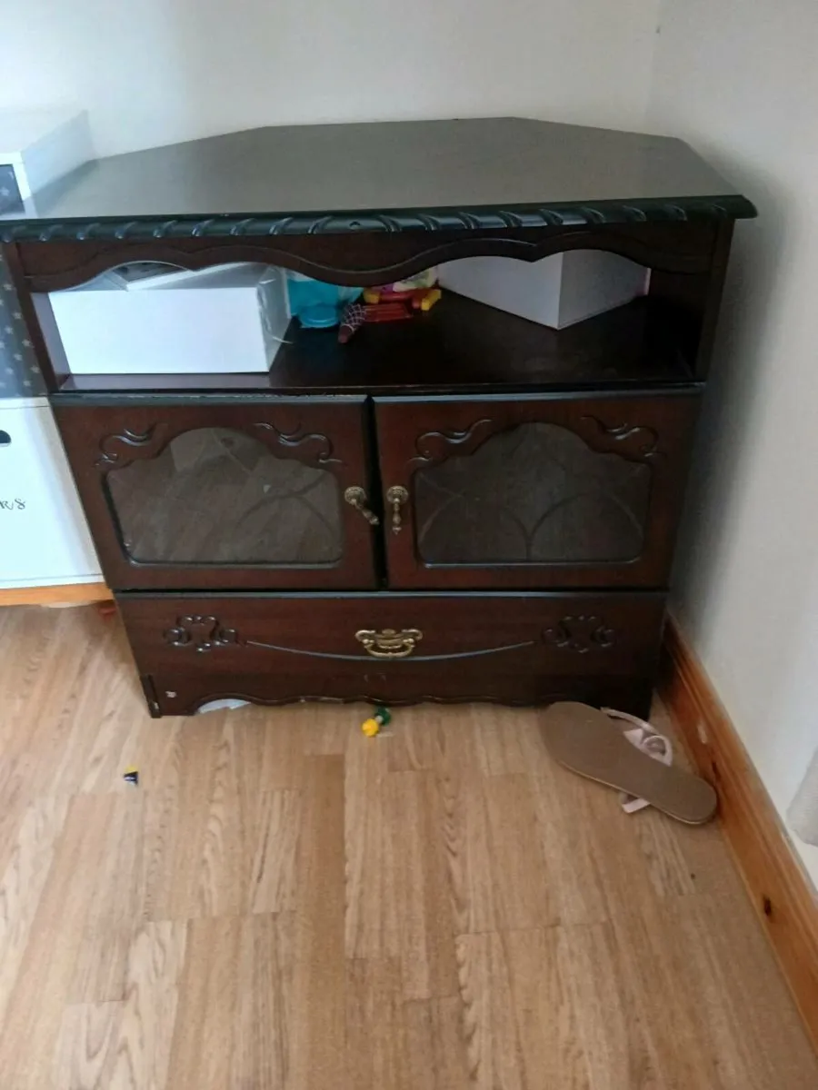Corner Tv unit - Image 1
