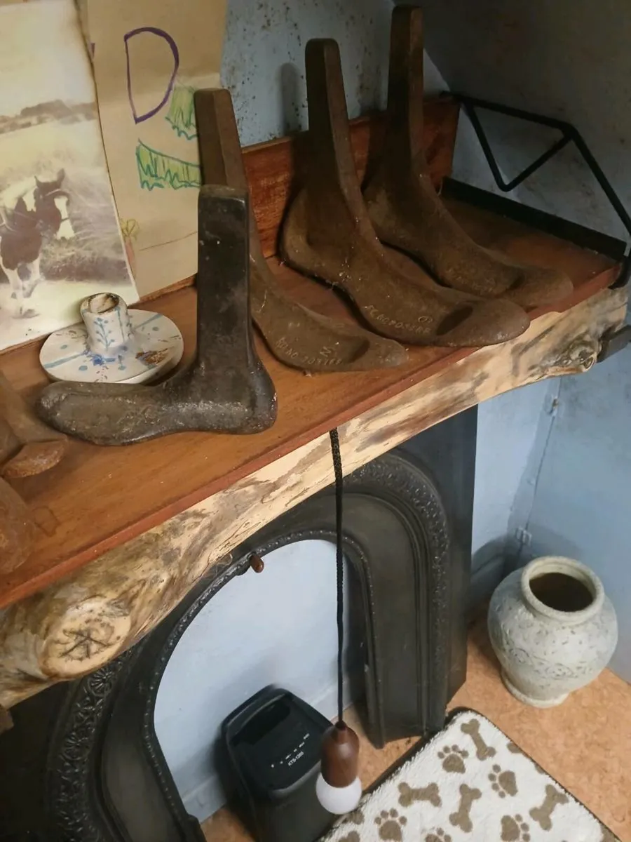 Collectibles - Image 3