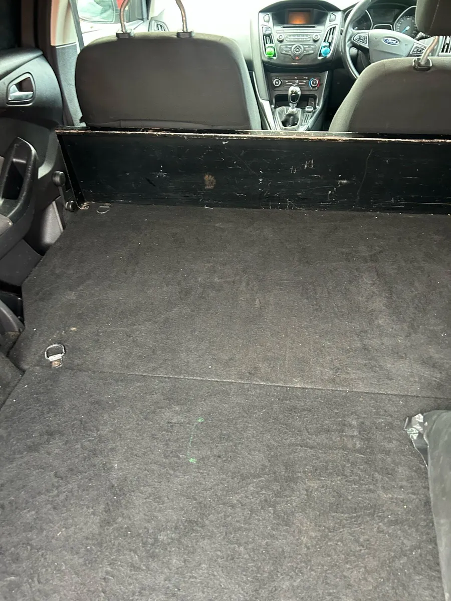 Ford focus - Image 4