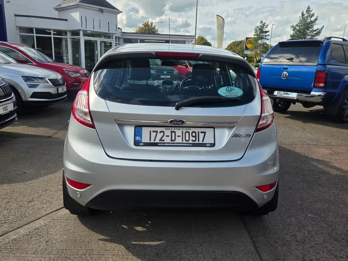 Ford Fiesta MCA Titanium 1.5 75PS M5 4DR - Image 4