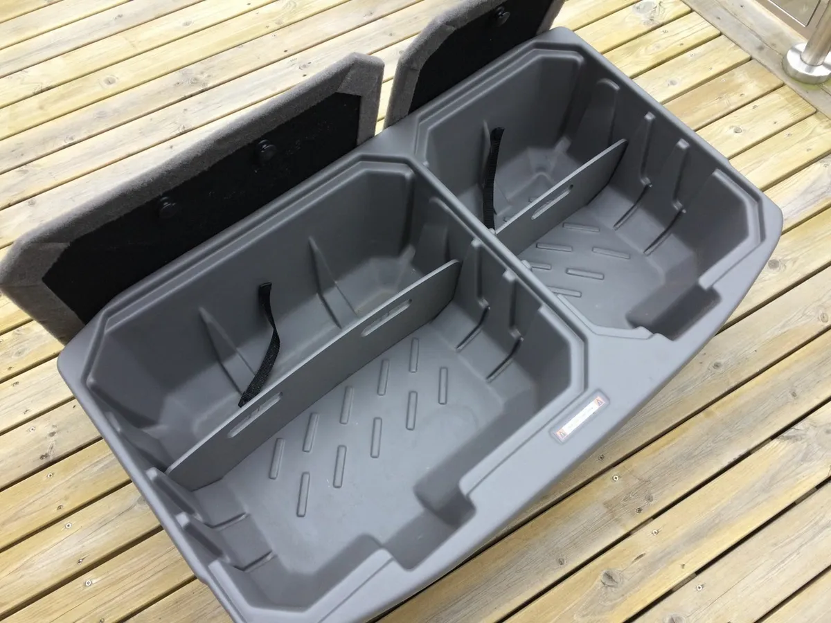 nissan leaf boot box - Image 1