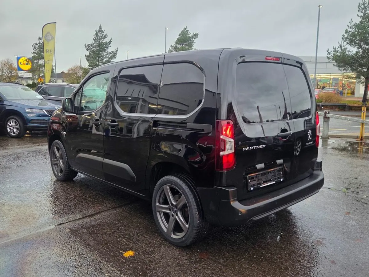 Peugeot Partner BLUEHDI PROFESSIONAL L1 - Image 4