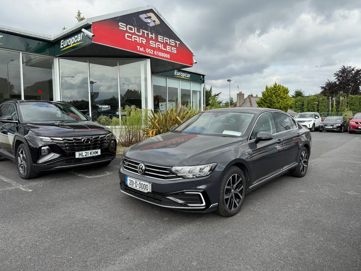 2020 VOLKSWAGEN PASSAT GTE PLUG IN HYBRID AUTO - Image 1