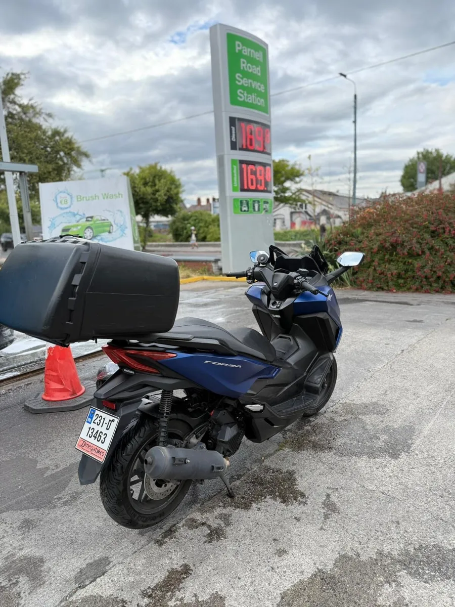 Honda Forza 125cc 2023 - Image 3