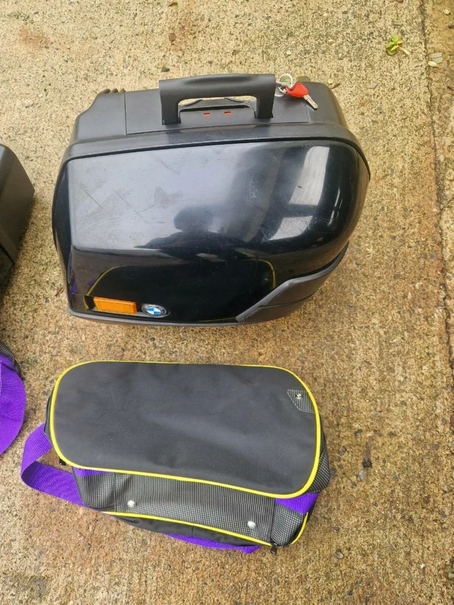 BMW, HONDA parts - Image 1