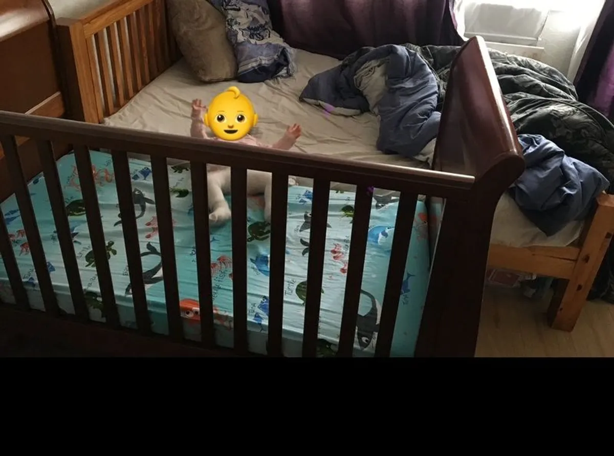 Sleigh cot crib bed - Image 2