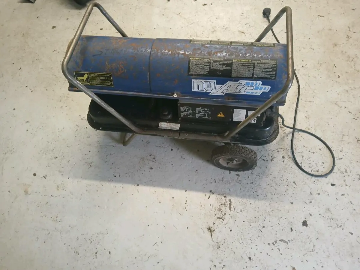 Space heater - Image 2