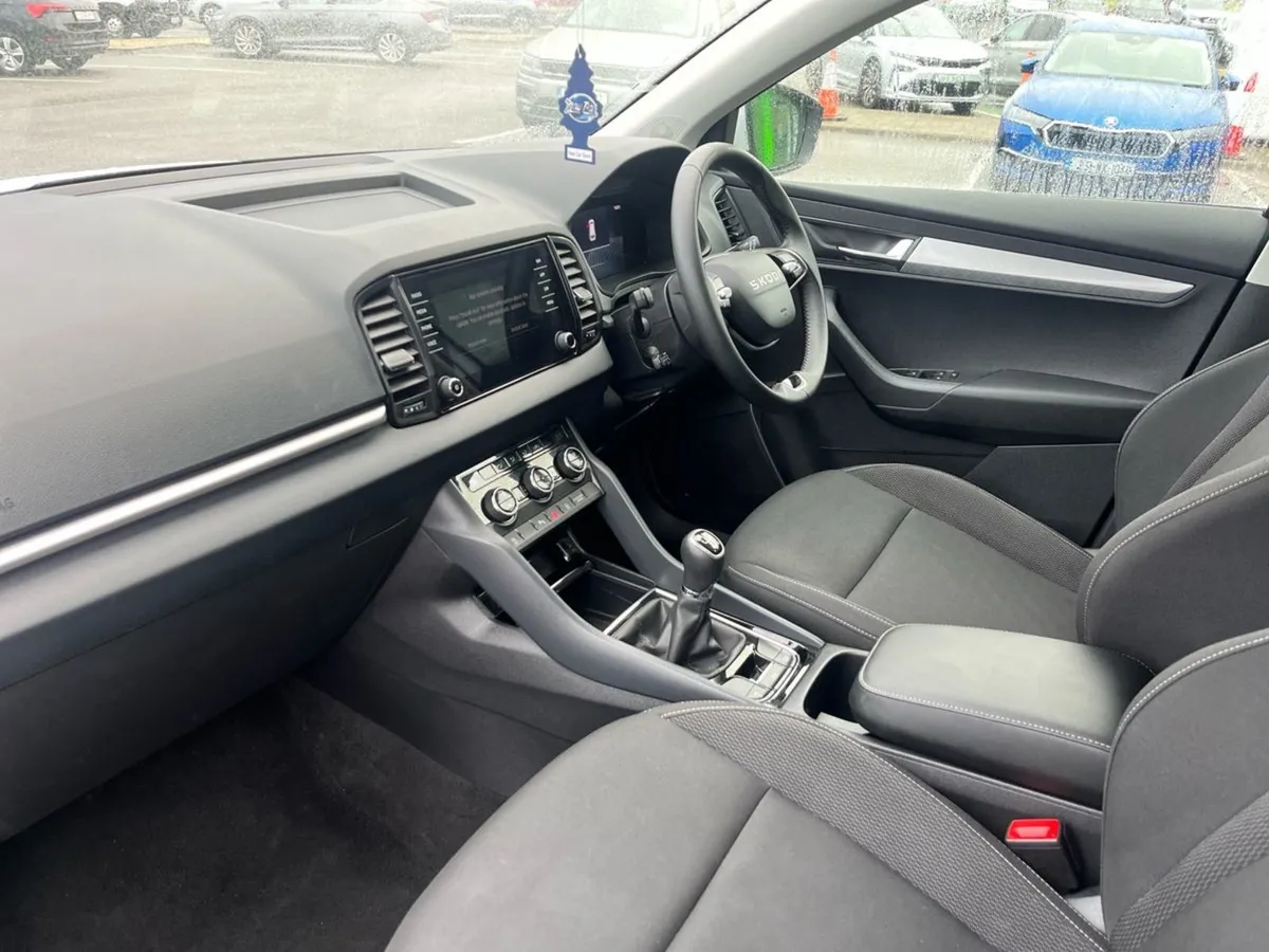 Skoda Karoq Selection 2.0tdi 115HP - Image 3