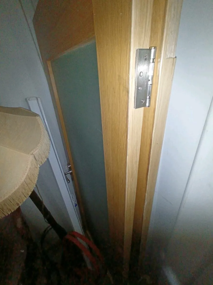 Double doors - Image 4