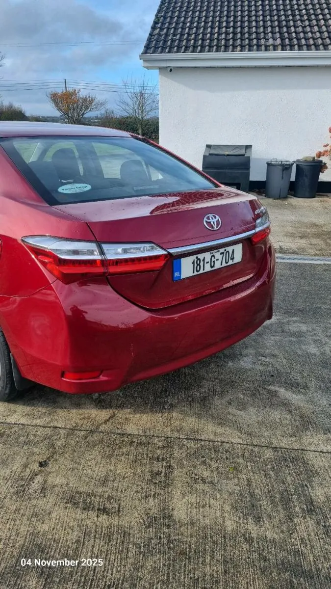 Toyota corolla - Image 3