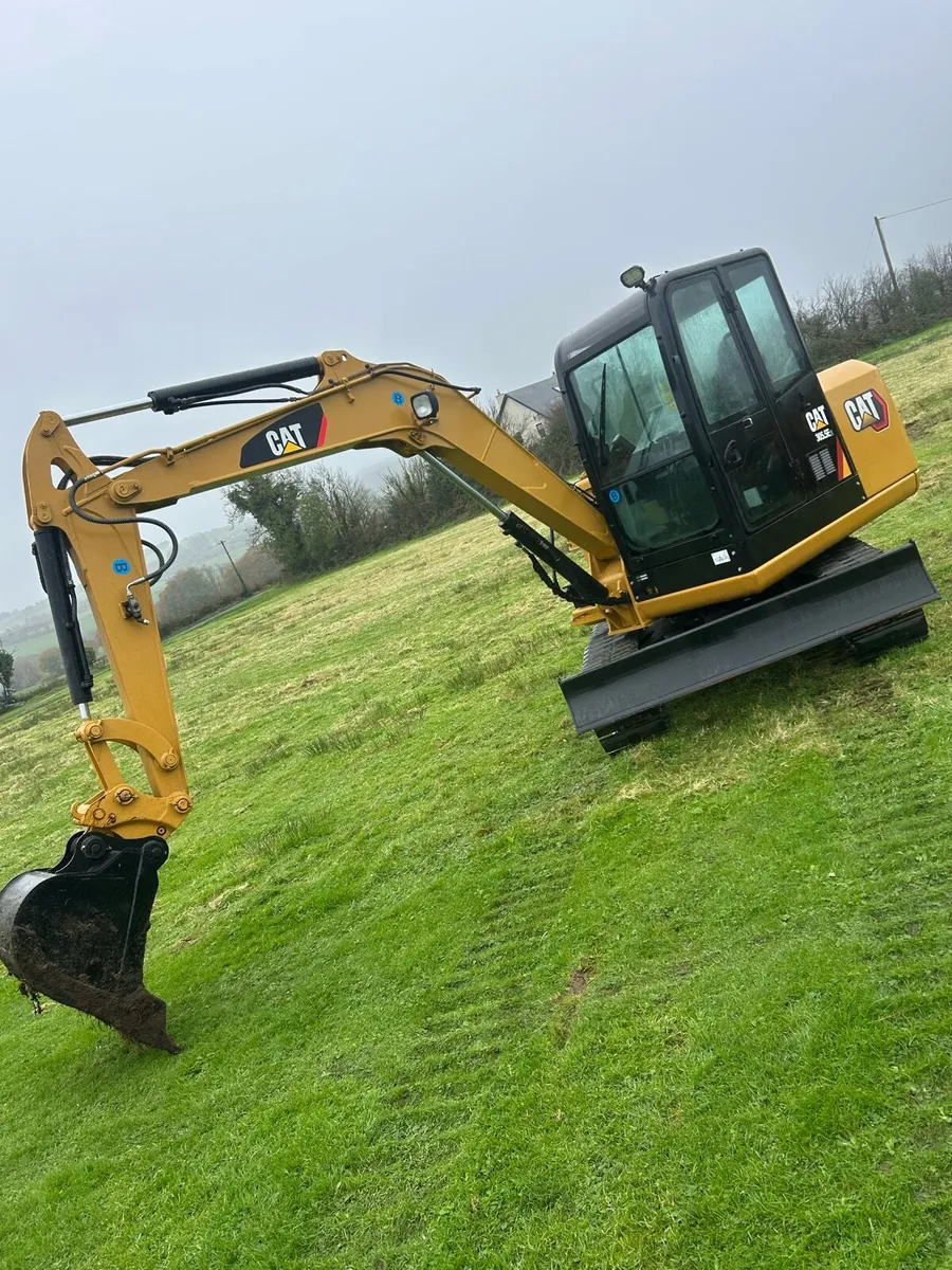 2020 Caterpillar 305.5 digger 1480hrs - Image 1