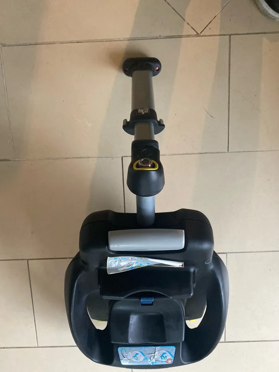 Maxi Cosy ISO fix base - Image 1