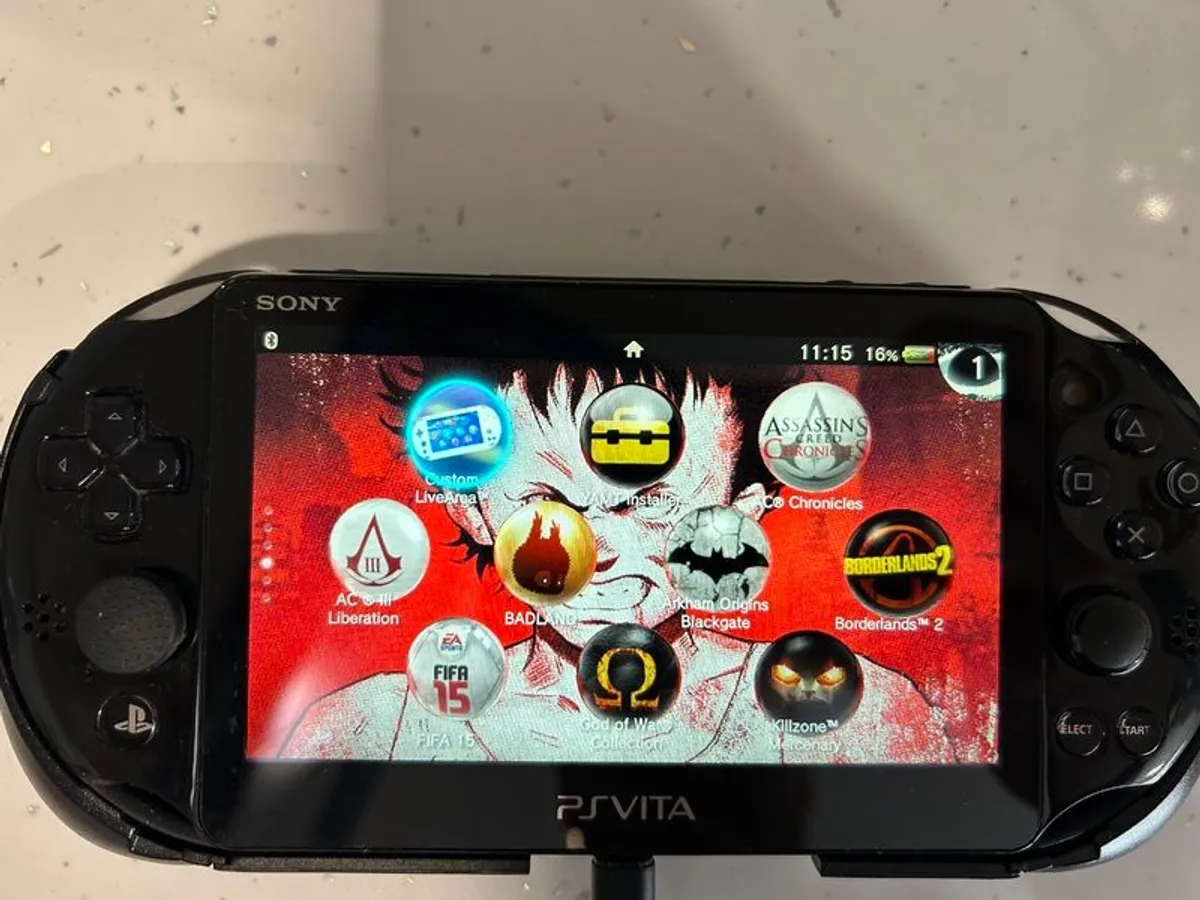 PlayStation Vita 2000 (Slim)  256 GB Bundle - Image 1