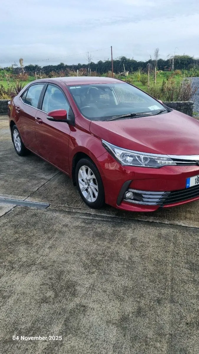 Toyota corolla - Image 2