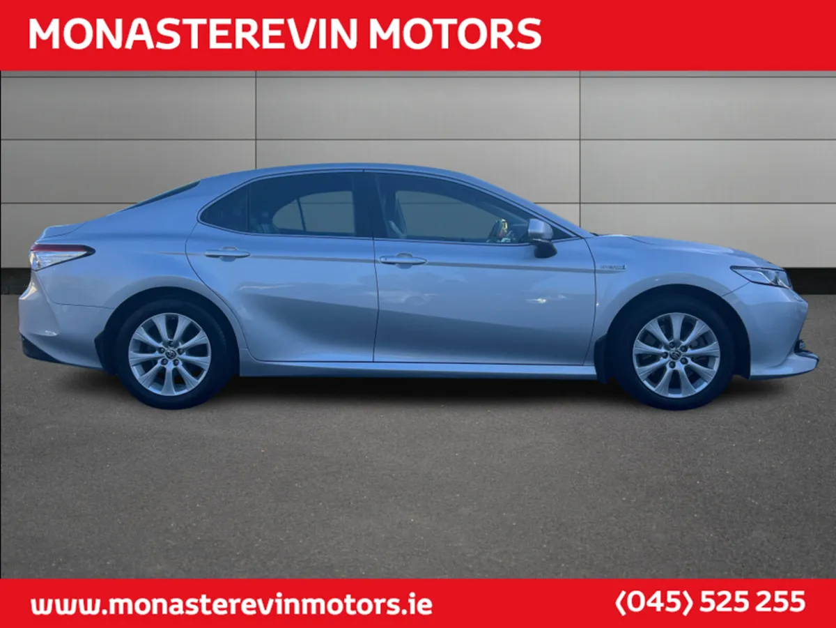 Toyota Camry HYBRID SOL 4DR AUTO - Image 3