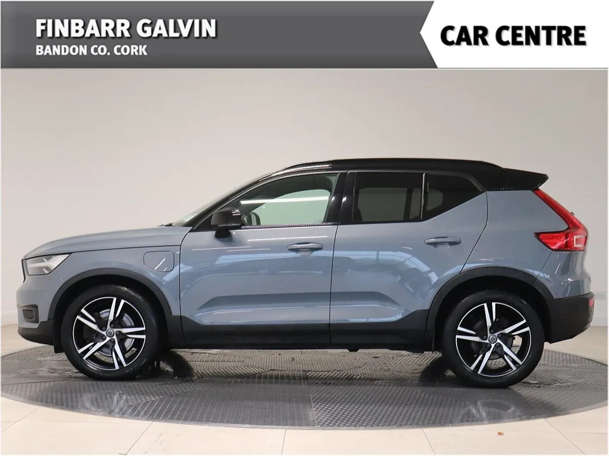 XC40 R-DESIGN 1.5 PETROL PLUG IN HYBRID - Image 3