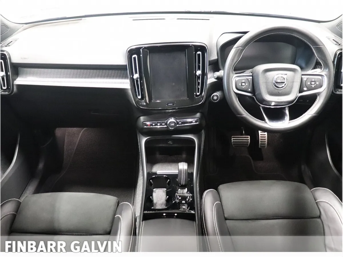 XC40 R-DESIGN 1.5 PETROL PLUG IN HYBRID - Image 4