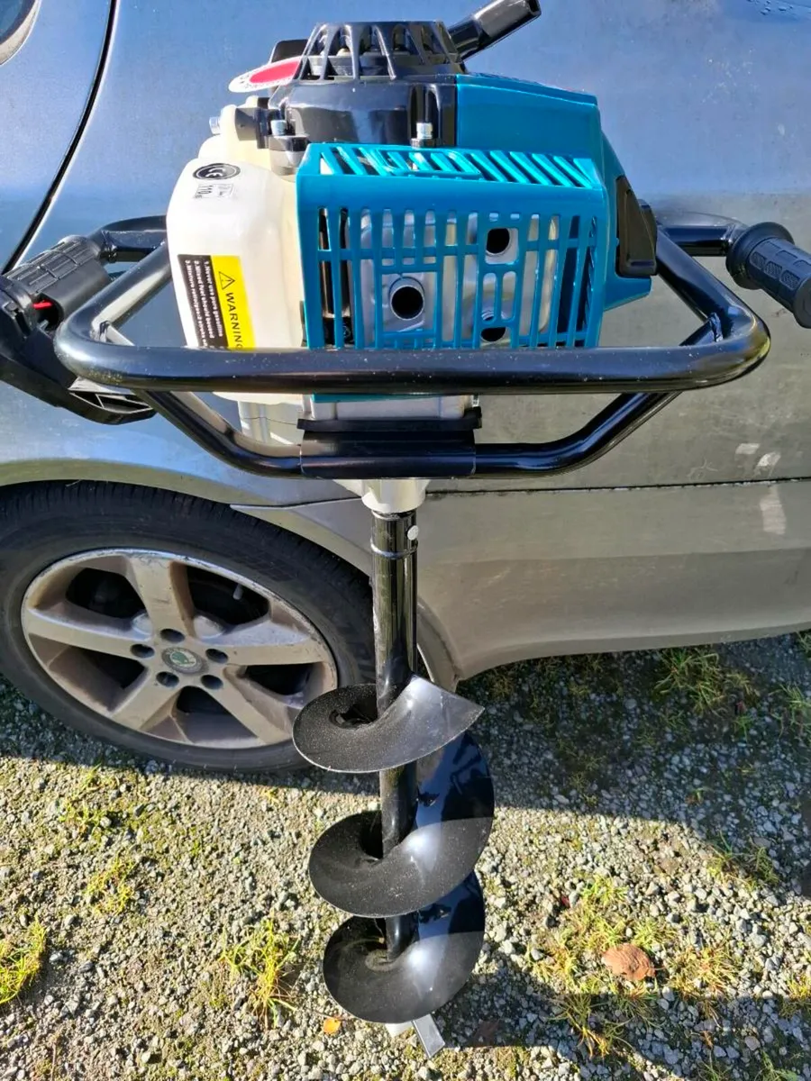 Motor driven Earth Augor - Image 1