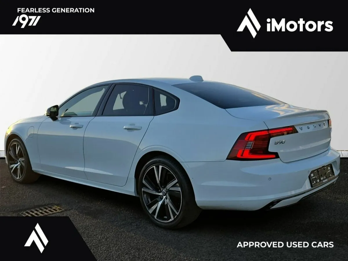 Volvo S90 RECHARGE T8 R-DESIGN AWD - Image 2