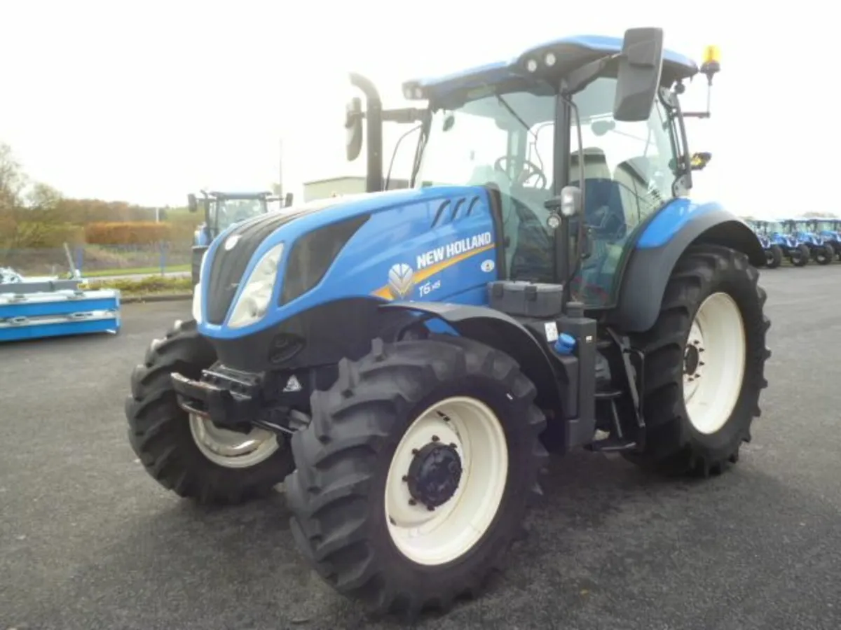 New Holland T6.145, Electro C.  2018 - Image 2