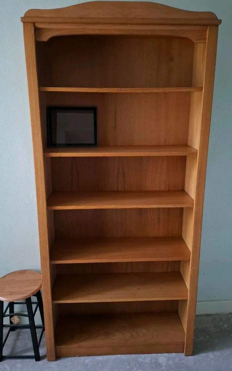 Book shelves