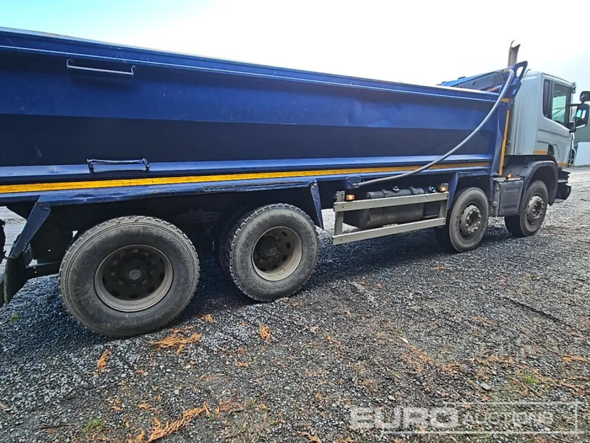 2015 Scania P410 - Image 4