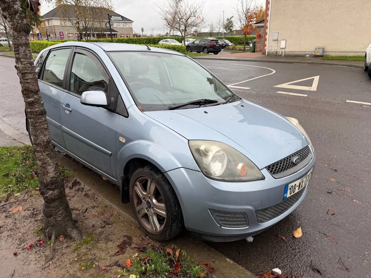 Ford fiesta - Image 4