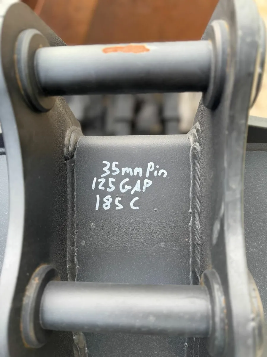 3T 2ft Digging Bucket - Image 2