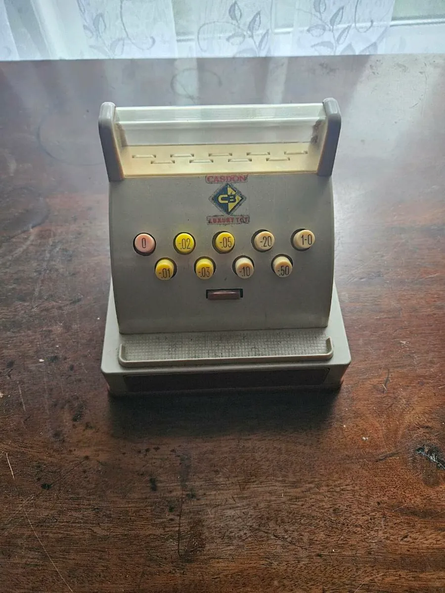 Vintage Retro Childs Cash Register - Image 1