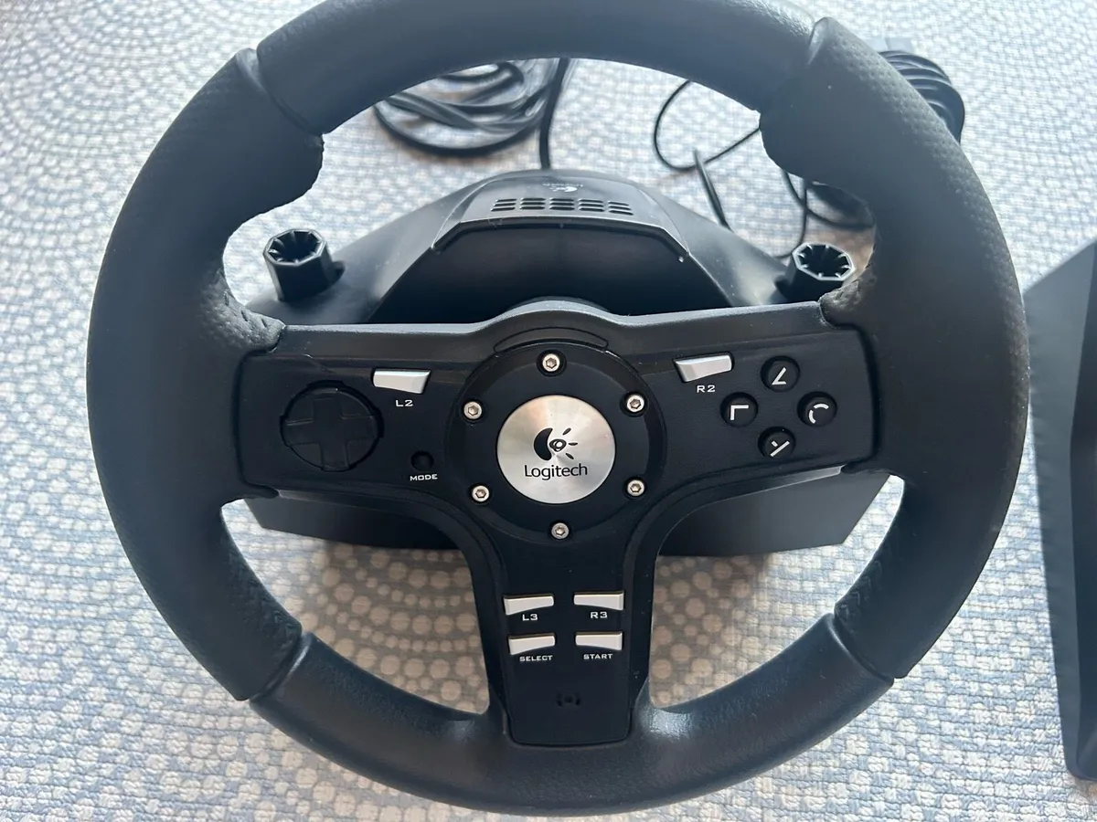 Logitech Driving Force EX Steering wheel for PS3/4 - Image 1