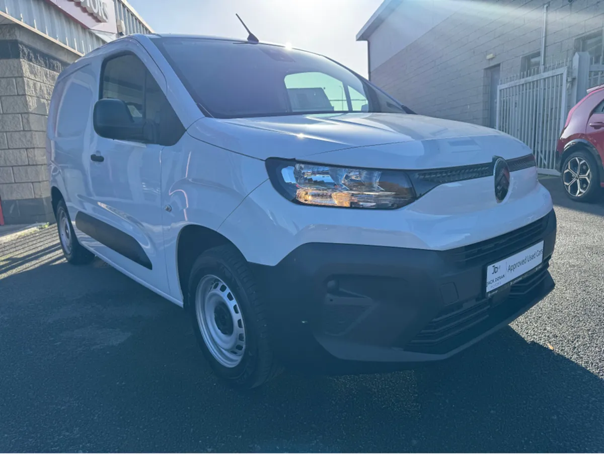 Citroen Berlingo LX PLUS BLUEHDI 100 MWB 650KG - Image 3
