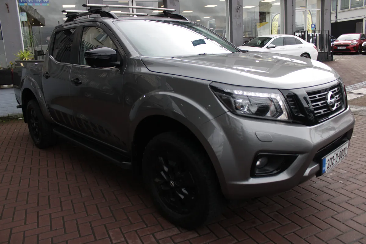 NISSAN NAVARA 2.3 DCI N-GUARD PLUS DOUBLE CAB  AUT - Image 2