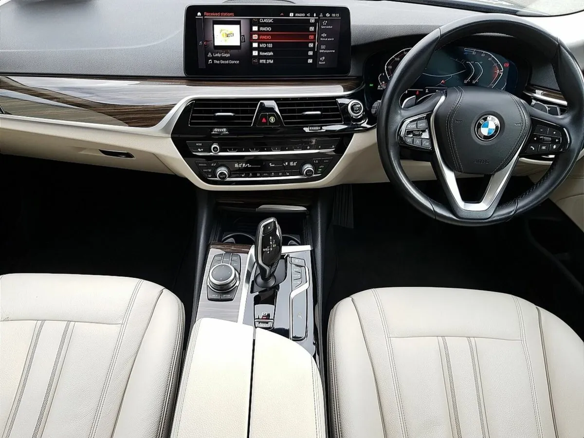 BMW 5-Series 520d SE - Image 4
