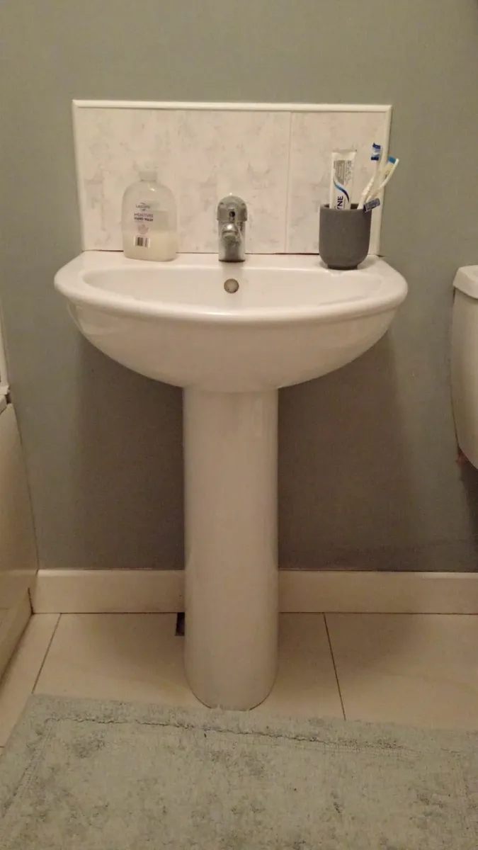 Sink - Bathroom - Image 2