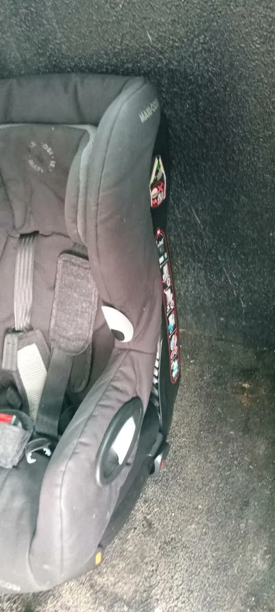 Car seat - Image 2