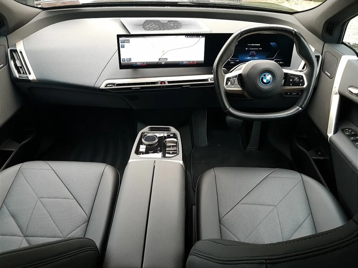 BMW iX i20 xDrive40 M Sport Edition - Image 4