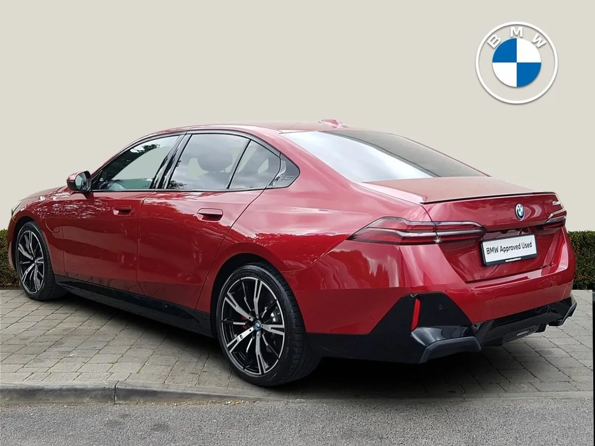 BMW 5-Series 530e M Sport Pro - Image 2