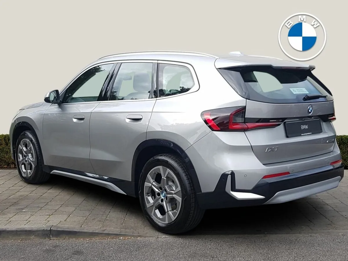 BMW iX1 eDrive20 xLine - Image 2