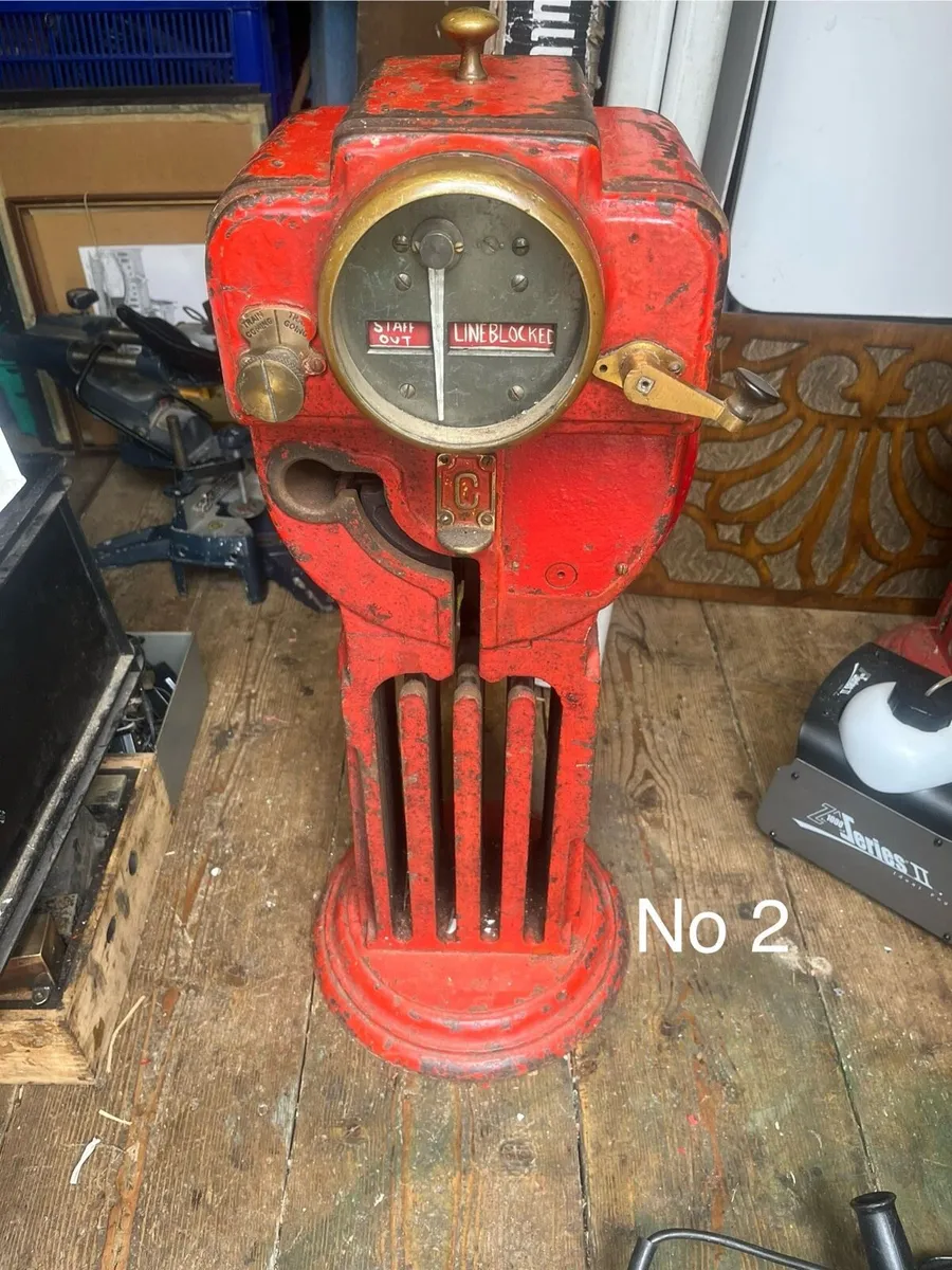 Antique Railway Signal Device - Image 1
