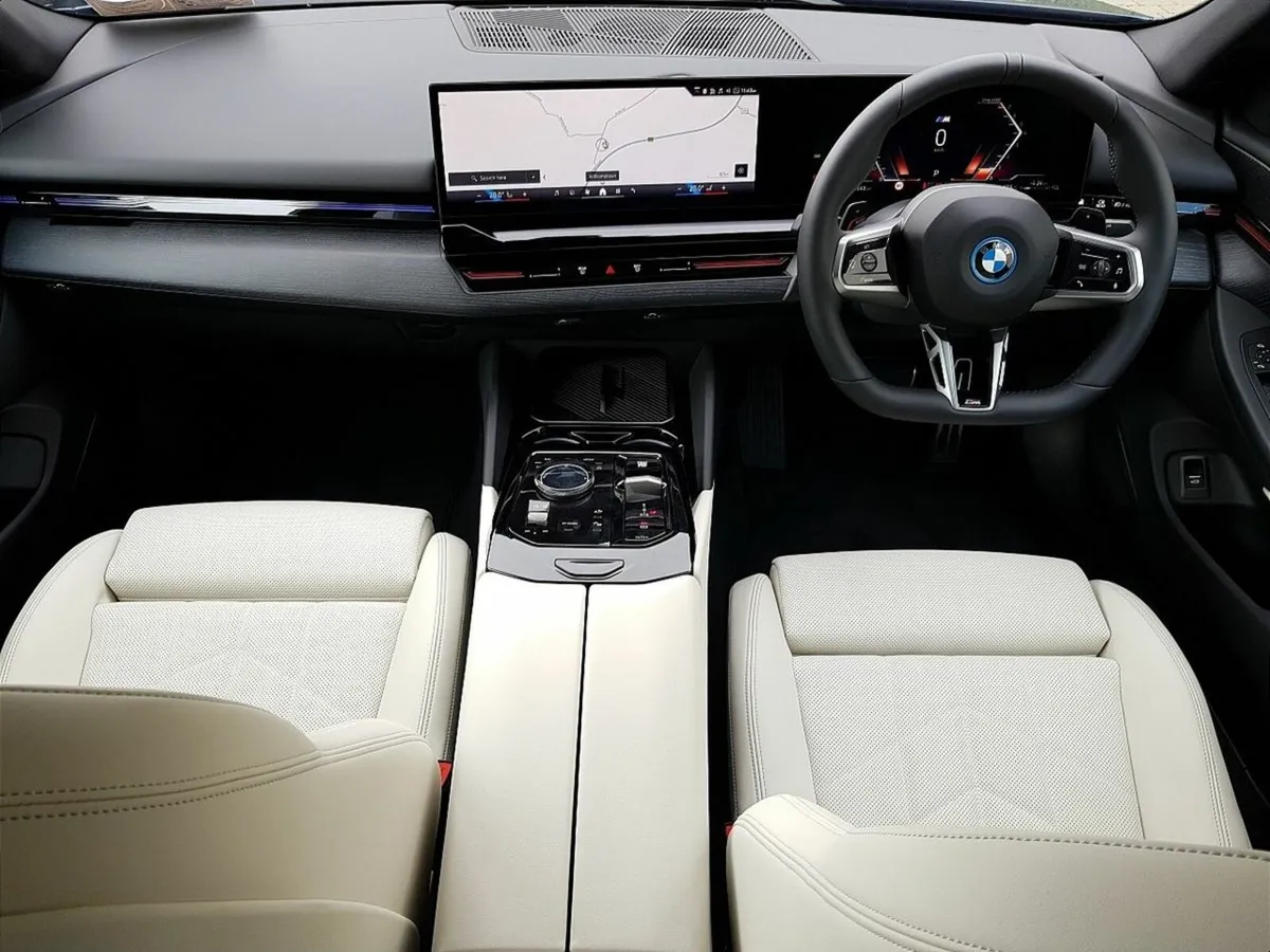 BMW 5-Series 530e M Sport - Image 4