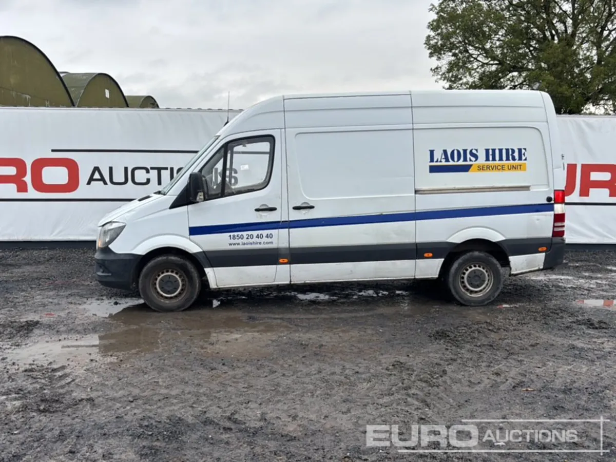 2015 Mercedes Sprinter - Image 2