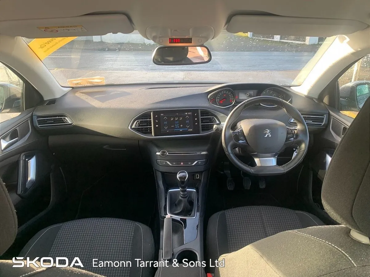 Peugeot 308 1.2 Puretech 130bhp Active - Image 2