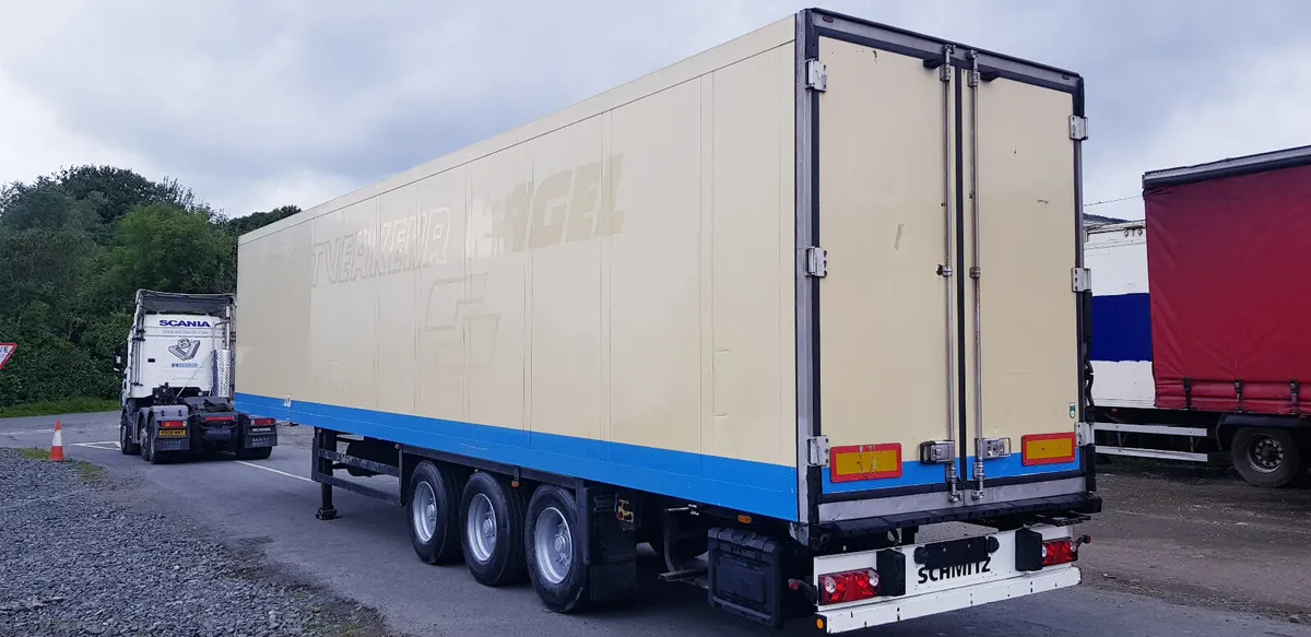 2011 Schmitz Fridge Trailer , Double Deck , 3 Axle - Image 4