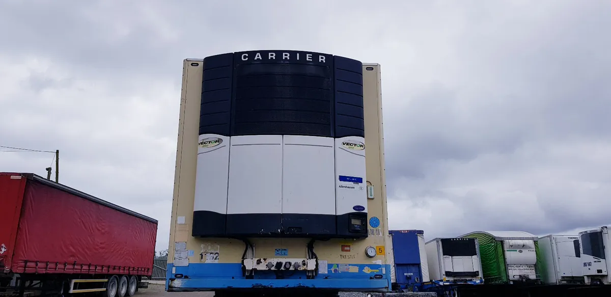 2011 Schmitz Fridge Trailer , Double Deck , 3 Axle - Image 2