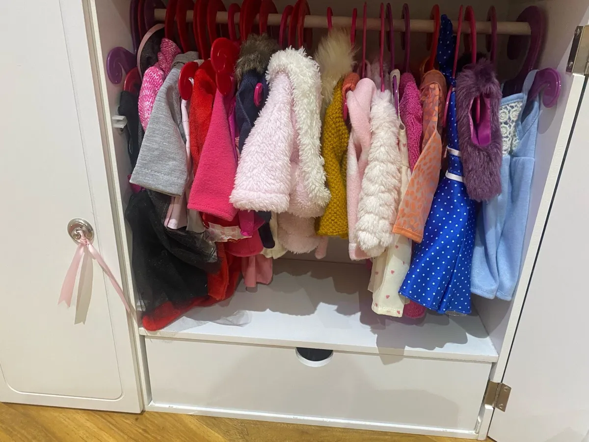 Our generation wardrobe - Image 3