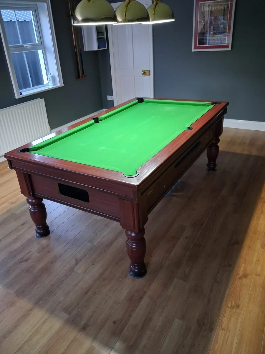 Pool table - Image 4