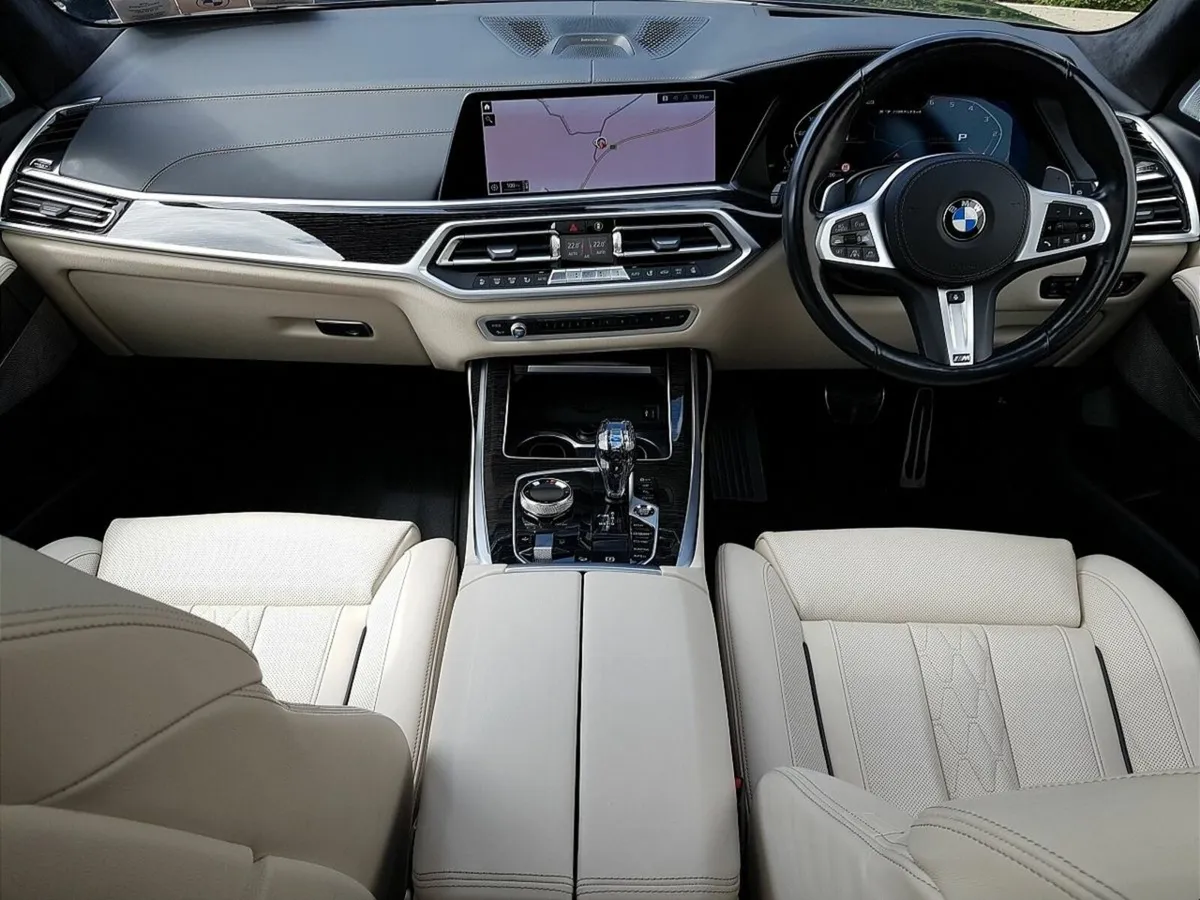 BMW X7 M50d - Image 4